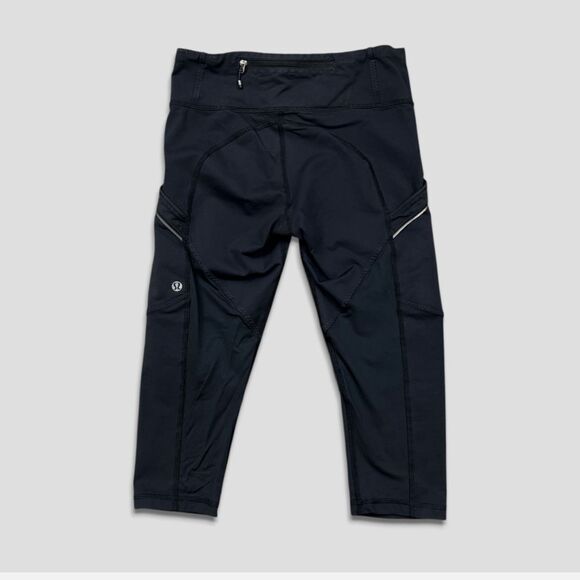 Lululemon Run: Mod Moves Crop in Black - Picture 10 of 14